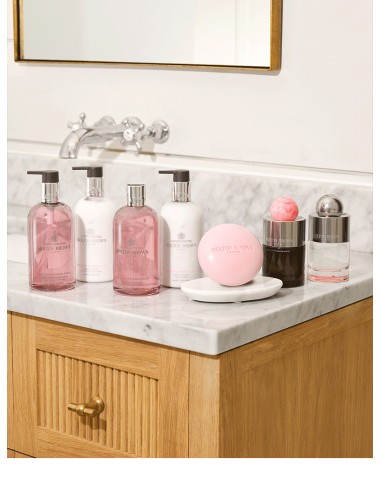 DELICIOUS RHUBARB & ROSE